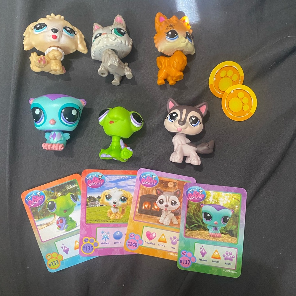 Littlest Pet Shop Animal Figures and Cards